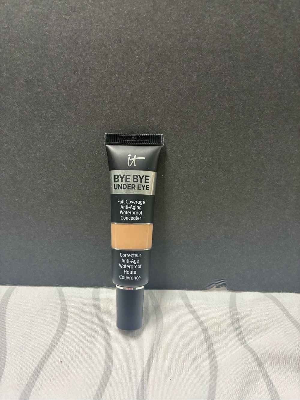PreOwned IT cosmetics Bye Bye Under Eye Concealer - Warm Tan Natural